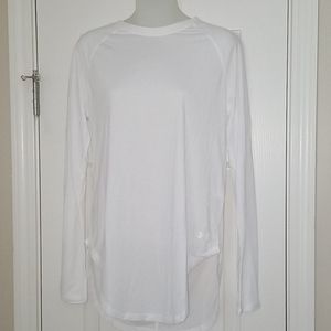 Under Armour Heat Gear Long Sleeve Size M